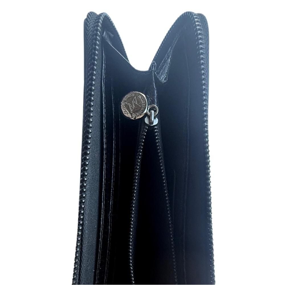 BCBG Clutch Wallet - Picture 6 of 8